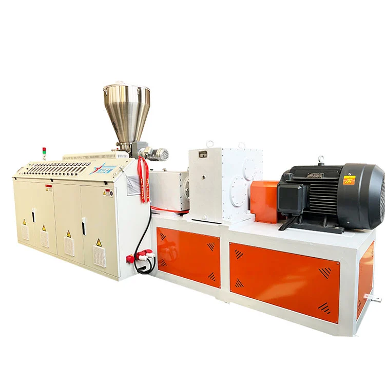 Harde PVC transparante plaatextrudermachine: duidelijkheid met sterkte