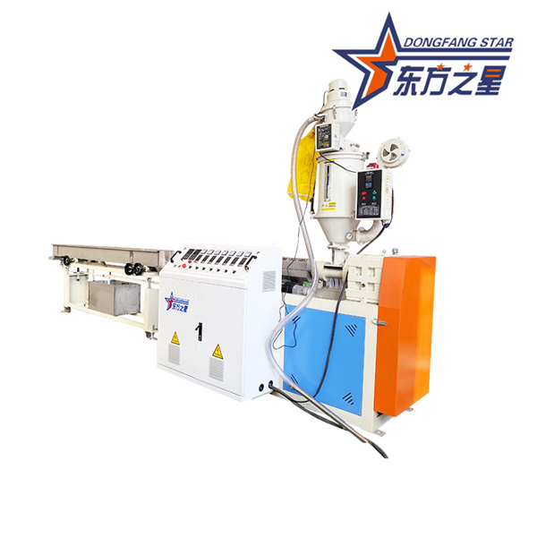 Van harte gefeliciteerd met de succesvolle inbedrijfstelling van de productielijn voor zakrandstrips van Qingdao Eaststar Plastic Machinery!